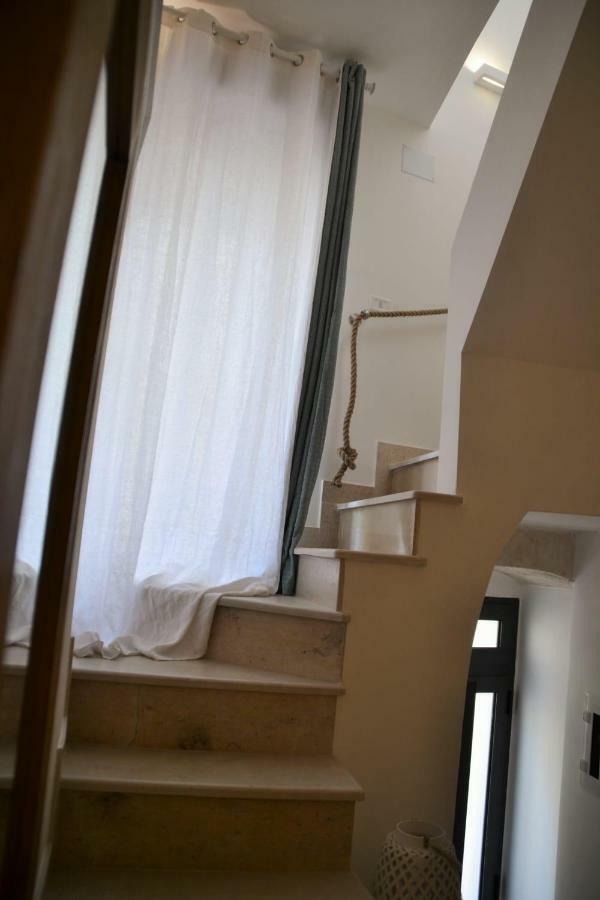 La Torretta Apartment วาเลนซาโน ภายนอก รูปภาพ