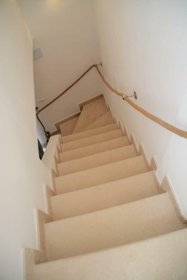 La Torretta Apartment วาเลนซาโน ภายนอก รูปภาพ